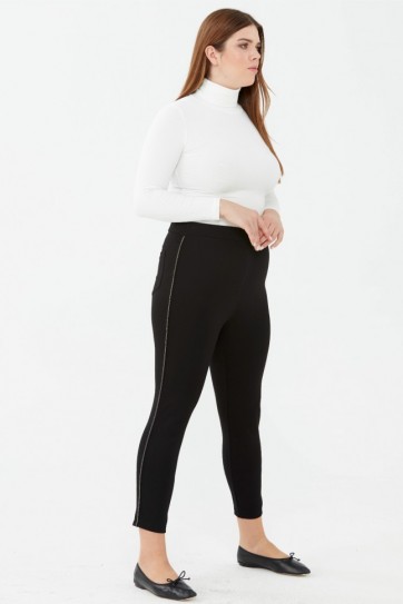 Büyük Beden Yanı Taşlı Şeritli Pantolon