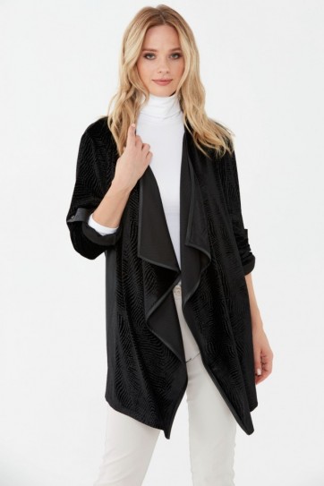 Önü Dökümlü Desenli Kadife Hırka