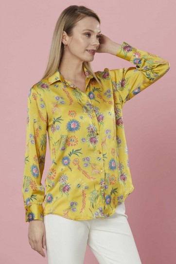Şömiziye Yaka Çiçek Desenli Klasik Bluz