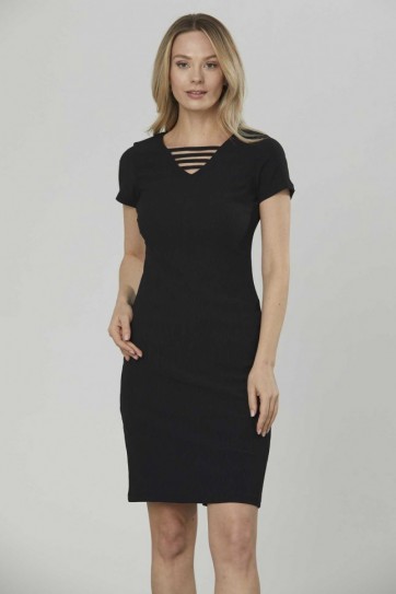 Yakası Biyeli Kısa Kol Elbise