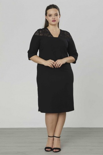 Büyük Beden Üstü Dantelli Kombinli Elbise