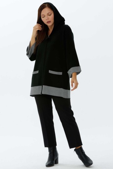 Büyük Beden Kol Ucu ve Cebi Kombinli Triko Hırka