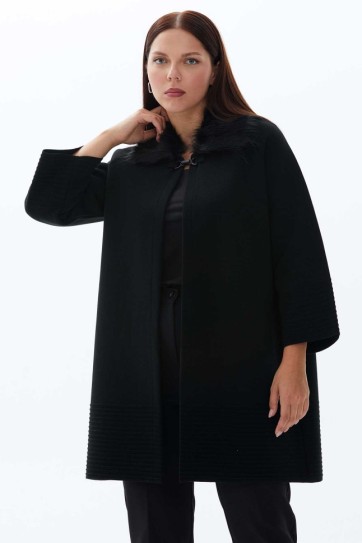 Büyük Beden Etek ve Kol Ucu Çizgi Görüntülü Hırka