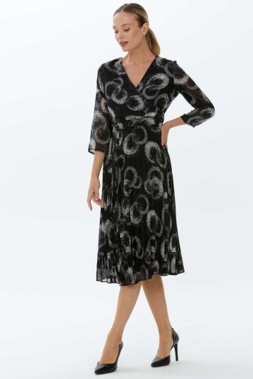 Eteği Pliseli Kruvaze Daire Desenli Elbise